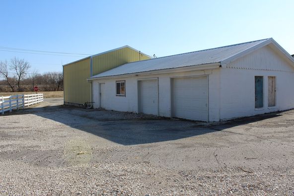 118 N Monroe St, Brookfield, MO 64628